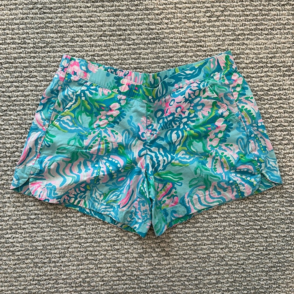 Lilly Pulitzer Print Shorts Size Small, Lightly Worn